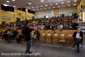  Il convegno “Quarto strato", organizzato dall’istituto tecnico tecnologico - Alessandro Magno 