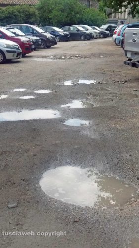 Viterbo - Il parcheggio in via Faul