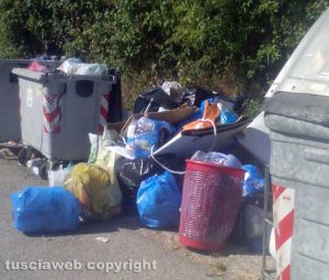 Viterbo - Isola ecologica in strada Respoglio