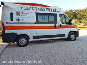 Un'ambulanza di Heart life