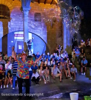 Caffeina - Circo a piazza San Lorenzo