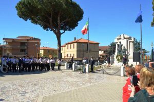 Tarquinia - Festa della Repubblica - Cerimonia al monumento dei Caduti