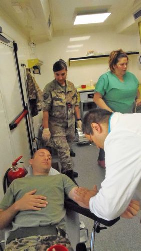 Viterbo - I sottufficiali donano il sangue alla caserma Saloni 