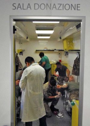 Viterbo - I sottufficiali donano il sangue alla caserma Saloni 