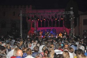 Neri Marcorè a Caffeina