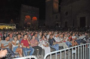 Neri Marcorè a Caffeina