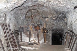 Viterbo - I sotterranei della residenza medioevale L'incontro