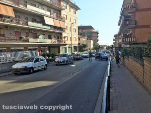 Tarquinia - Donna travolta e uccisa da un'auto in via delle Croci - L'intervento della polizia