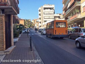 Tarquinia - Donna travolta e uccisa da un'auto in via delle Croci - L'intervento della polizia