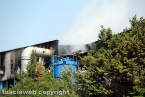 Viterbo - Incendio all'impianto di Casale Bussi 