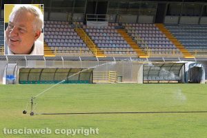 Sport - Calcio - Viterbese - Il manto del Rocchi ieri mattina - Nel riquadro: Piero Camilli