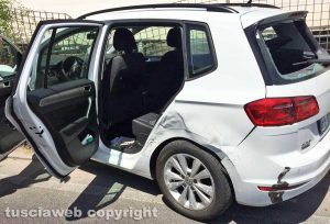 Viterbo - Polizia - Rocambolesco inseguimento sulla E45 - La Golf fermata