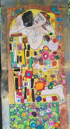 Ronciglione - Il bacio di Klimt riprodotto da alcuni alunni della scuola dell'infanzia