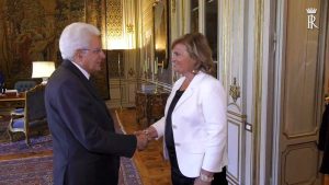 Roma - La presidentessa dell’Ail Viterbo Patrizia Badini al Quirinale con il capo dello Stato Sergio Mattarella