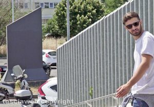 Andrea Rossi all'uscita dal tribunale di Viterbo