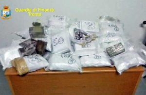 Guardia di finanza - Operazione Alì Babà - La droga sequestrata