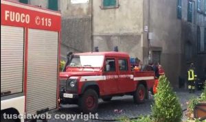 Montefiascone - Il furgoncino andato a fuoco 