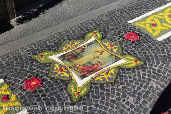 Canepina - Infiorata in occasione di Santa Corona
