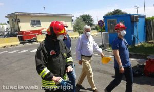 Viterbo - Incendio all'impianto di Casale Bussi - Il sopralluogo del sindaco Michelini e del presidente Mazzola