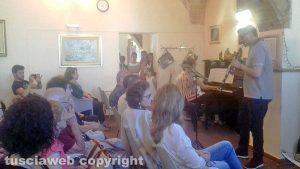 Valentano - Il saggio di musica delle allieve della maestra Manuela Cola