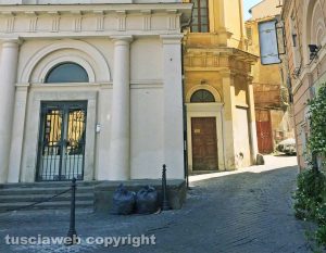 Viterbo - La facciata del teatro dell'Unione