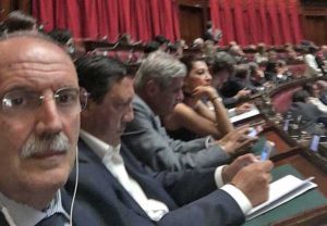 Ludovico Vico durante i lavori alla Camera