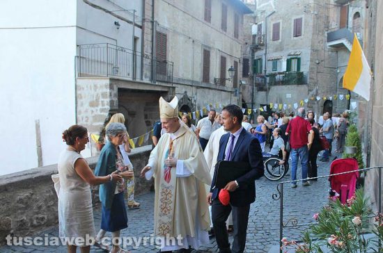 Canepina - Peregrinatio Mariae presieduta dal cardinale Comastri