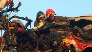Viterbo – Superstrada – Camion esce di strada e va a fuoco - L'intervento dei vigili del fuoco