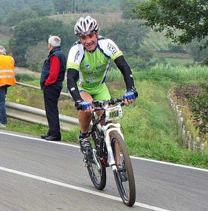 Luigi Paolini in sella alla sua bici