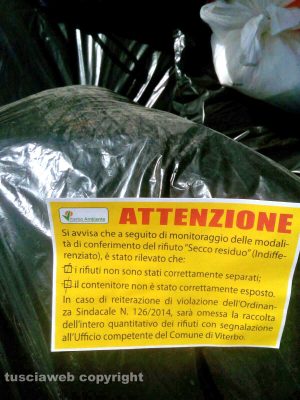 Viterbo - Rifiuti in via Castel di Fano
