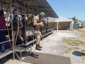  Corso di paracadutismo per gli allievi marescialli