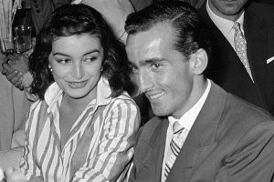 Vignanello - Il principe Alessandro Ruspoli nel 1955 in compagnia dell'attrice Gianna Segale, ai tempi dell