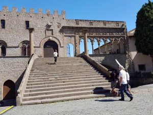 Viterbo - Le telecamere di "A sua immagine" a palazzo dei Papi