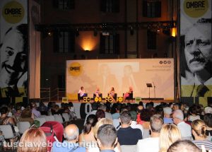 Viterbo - Il pubblico di Ombre festival