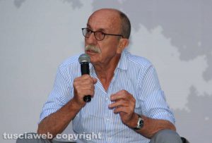 Viterbo - Giuseppe Ayala a "Ombre festival"