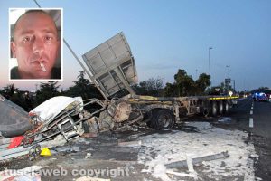 Viterbo - Superstrada - Camion esce di strada e va a fuoco - Nel riquadro Antonio Russo
