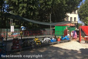 Viterbo - Le giostre a Pratogiardino Lucio Battisti