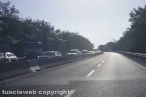 Viterbo - La coda sulla Superstrada verso il capoluogo