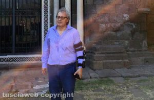 Tuscania - Vittorio Sgarbi visita le chiese romaniche