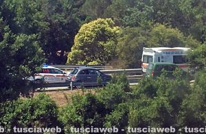 Superstrada - Vitorchiano - Le auto in coda in seguito all'incidente sul lavoro