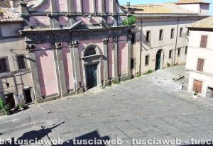 Viterbo - Piazza Fontana Grande vuota