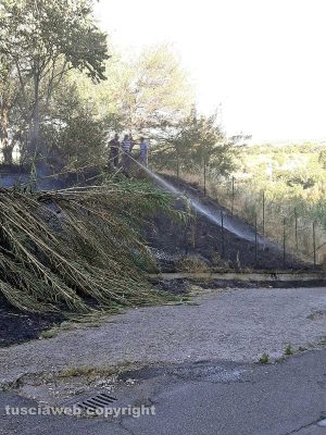 Viterbo - Incendio in via Corrado Alvaro