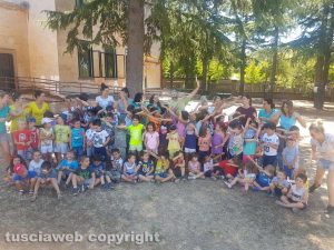 Viterbo - I centri estivi della cooperativa L'arcobaleno a scuola