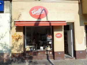 Berlino - L'esterno dell'enoteca e miniristorante Tirelli's