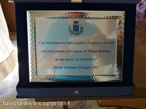Francesco Ercoli ha donato una scultura a Monte Romano 