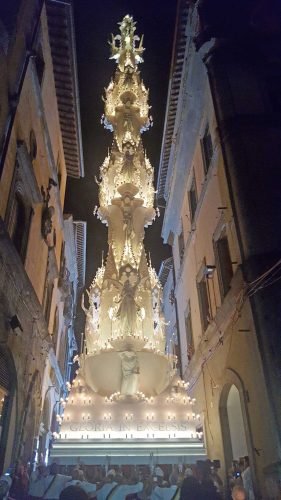 Viterbo - Gloria per le vie della città