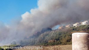 Incendio a Campagnano Romano