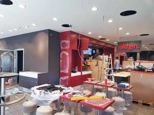Viterbo - KFC - Lavori in corso per l'apertura del fast food