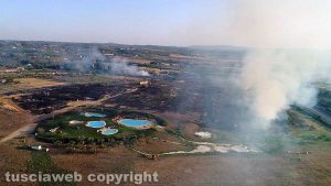 Viterbo - Incendio in località le Masse