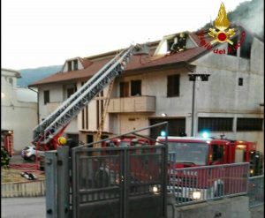 Prato - La casa andata a fuoco